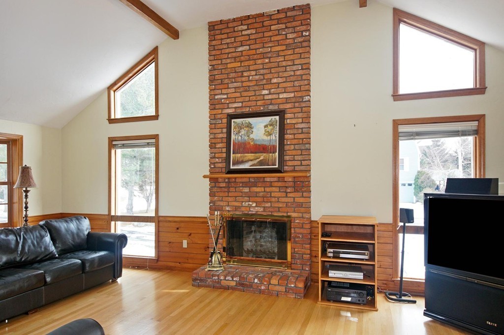 244 Virginia Road Concord, MA 01742 - Photo 2 of 13 Gallery Image 2