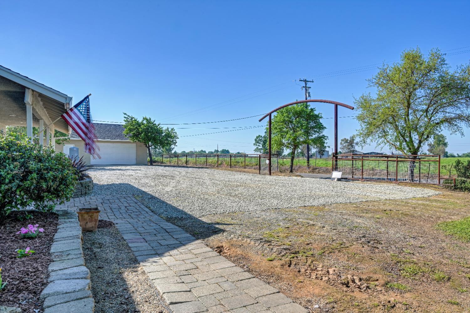 12260 Angle Road Herald, CA 95638 - Photo 4 of 43 a view of a backyard