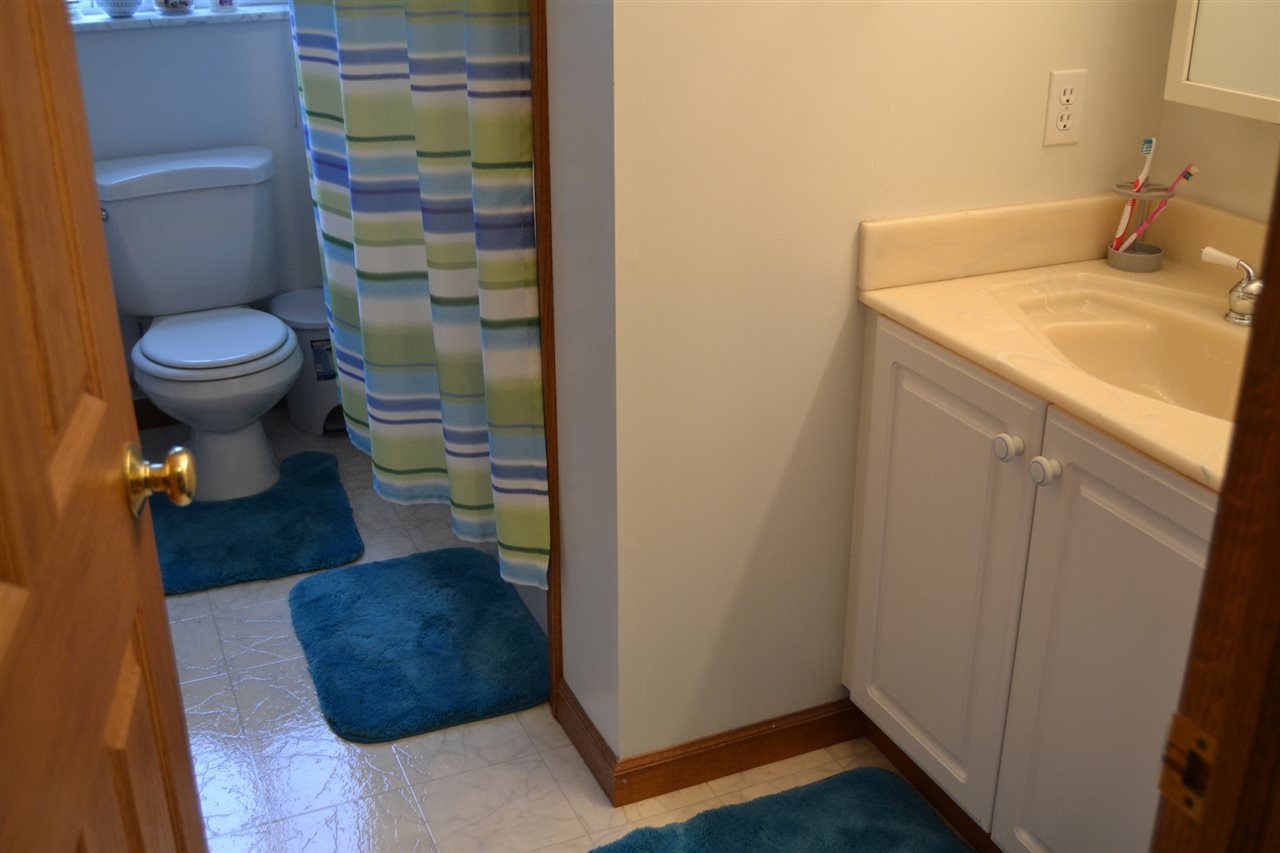 1209 Rough Court Roscommon, MI 48653 - Photo 29 of 42 1881509-28.JPG