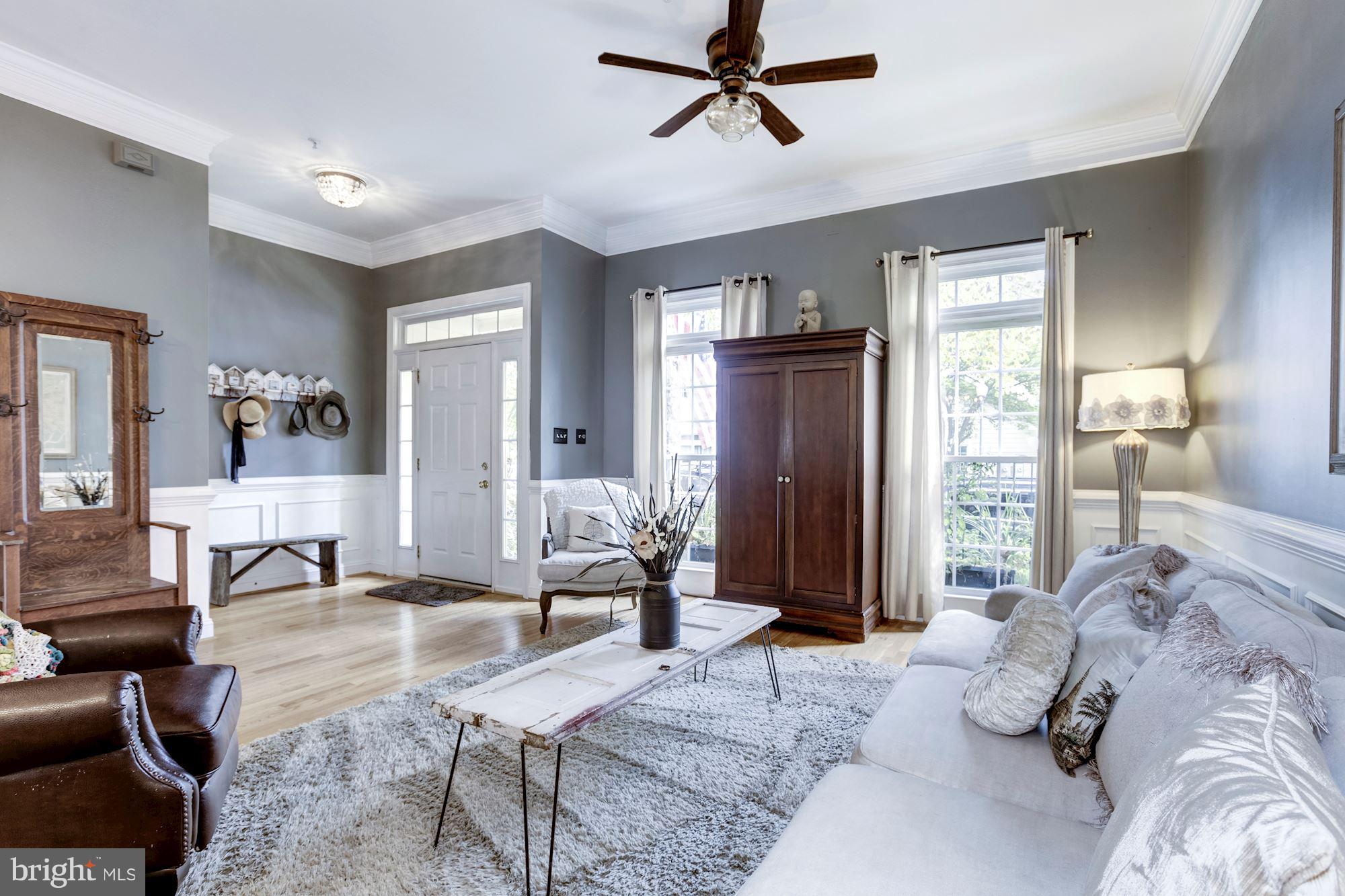 346 Hart Road Gaithersburg, MD 20878 - Photo 5 of 24 Interior (General)