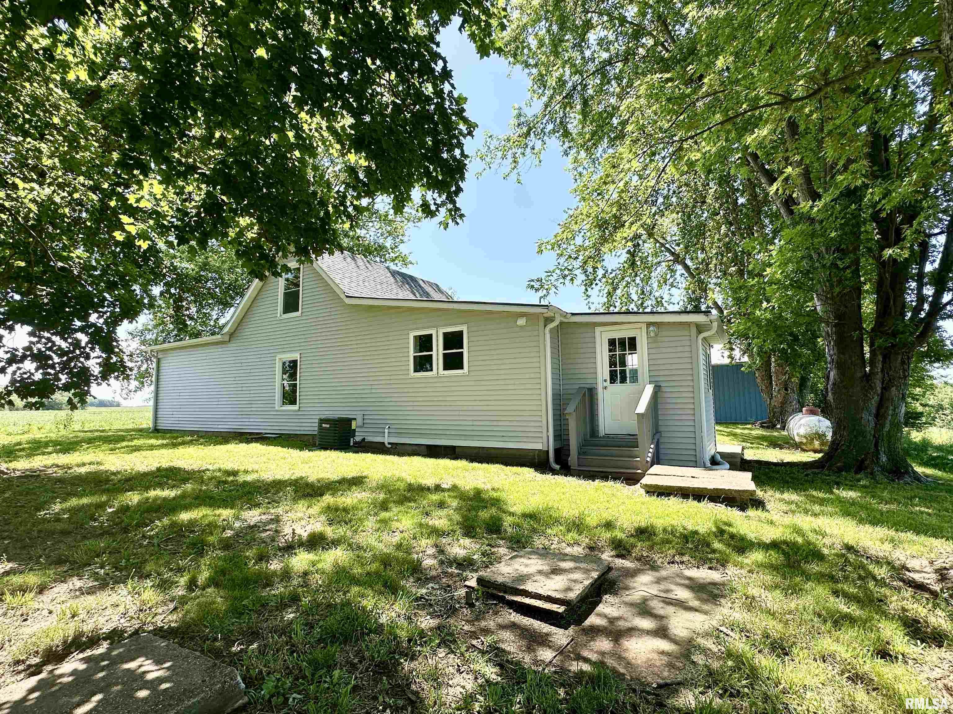 1311 McGlasson Road Jacksonville, IL 62650 - Photo 31 of 38