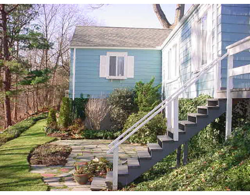 191 Overlook Drive Springfield, MA 01118 - Photo 5 of 12 a front view of a house with a yard