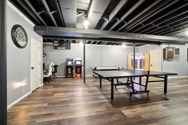 $1,099,900 | W232-s8430 Rosemary Drive, Big Bend, WI 53103