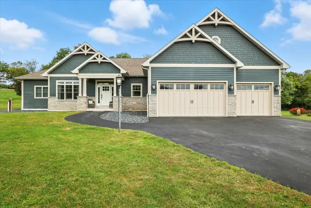 $1,099,900 | W232-s8430 Rosemary Drive, Big Bend, WI 53103
