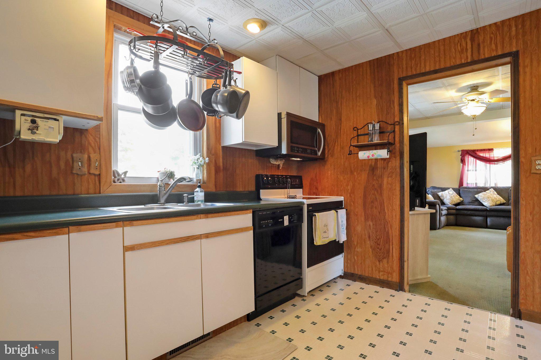 25438 Military Road Cascade, MD 21719 - Photo 12 of 47