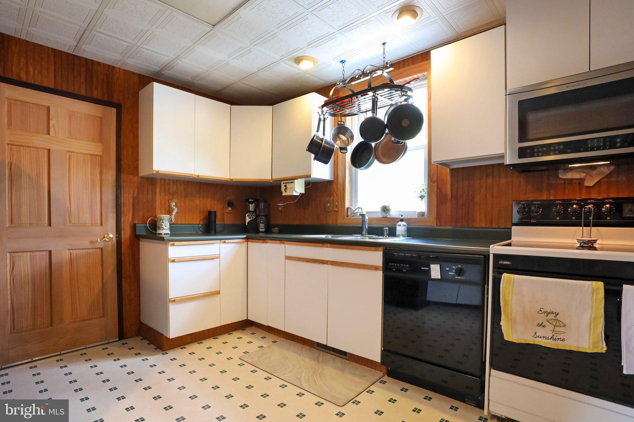 25438 Military Road Cascade, MD 21719 - Photo 10 of 47