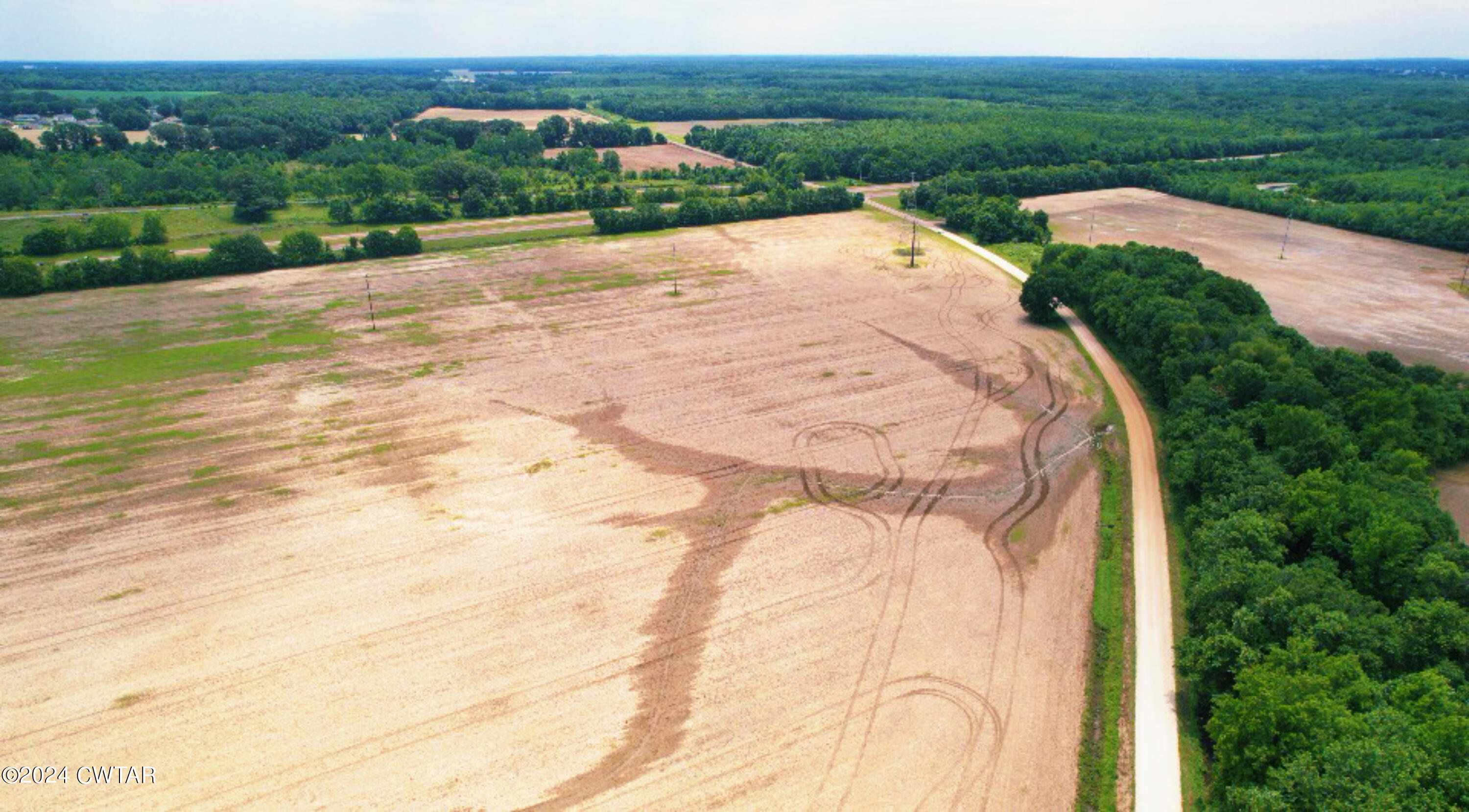 0 Slaughter Pen Road Dyersburg, TN 38024 - Photo 5 of 7 a view of terrace with yard