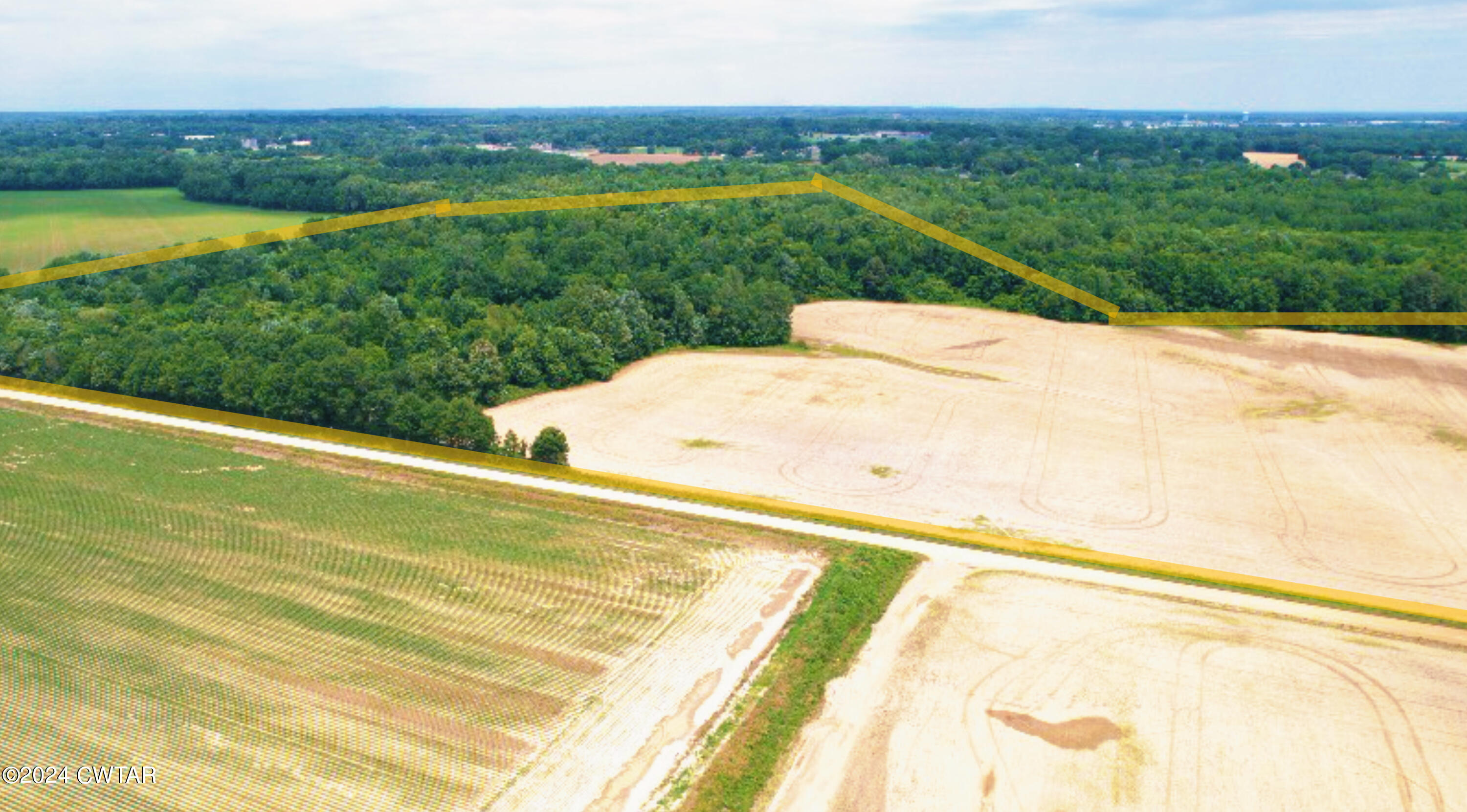 0 Slaughter Pen Road Dyersburg, TN 38024 - Photo 6 of 7 a view of a swimming pool and a yard