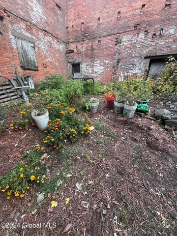 $999,999 | 474-484 4th Street, Troy, NY 12180