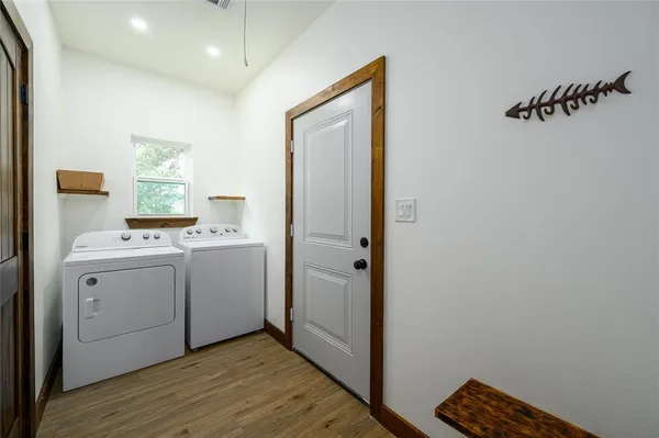 $329,000 | 150 Preston Shores Drive, Pottsboro, TX 75076
