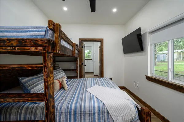 $329,000 | 150 Preston Shores Drive, Pottsboro, TX 75076