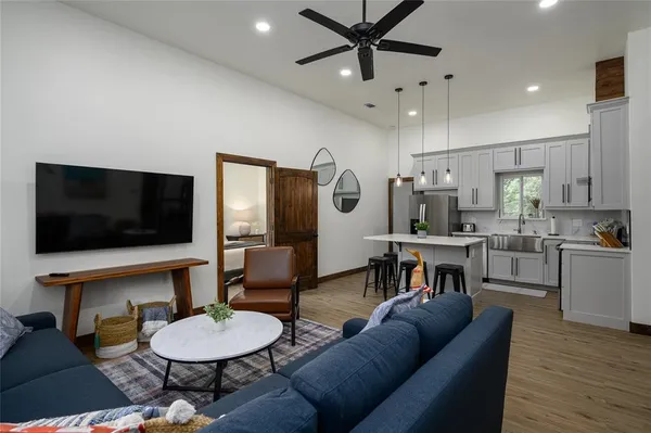 $329,000 | 150 Preston Shores Drive, Pottsboro, TX 75076