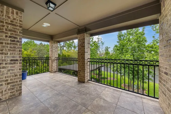 $1,795,000 | 22 Marin Creek Place, Spring, TX 77389