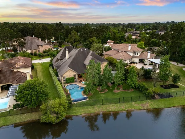 $1,795,000 | 22 Marin Creek Place, Spring, TX 77389