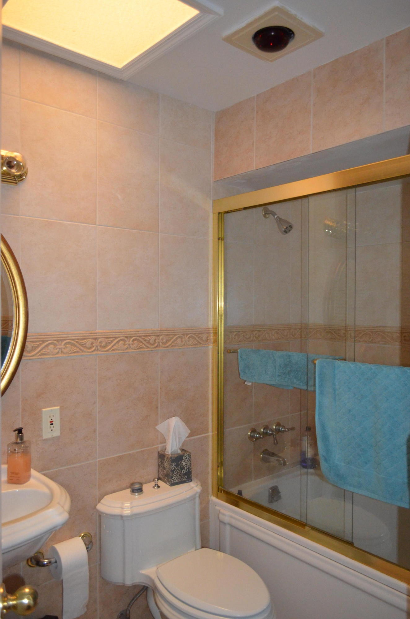 4720 Tortoise Shell Drive Boca Raton, FL 33487 - Photo 12 of 25 Second Bathroom
