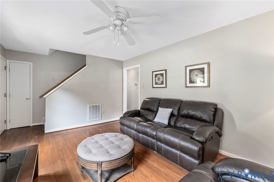 1505 Oldbury Road Midlothian, VA 23113 - Photo 4 of 22 Gallery Image 4