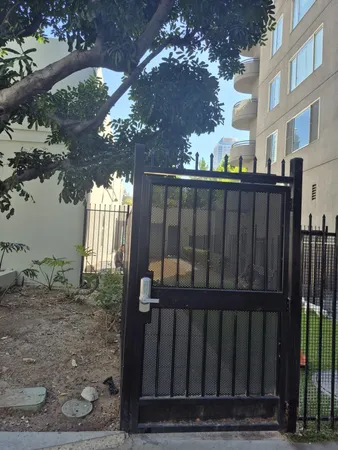 $3,100 | 600 West 9th Street, Unit 207, Los Angeles, CA 90015