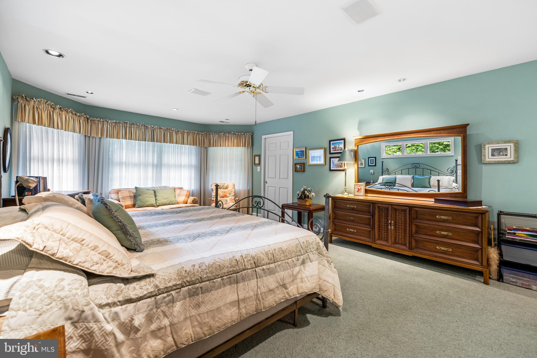 11822 Ivy Mill Road Reisterstown, MD 21136 - Photo 28 of 72 Primary Bedroom
