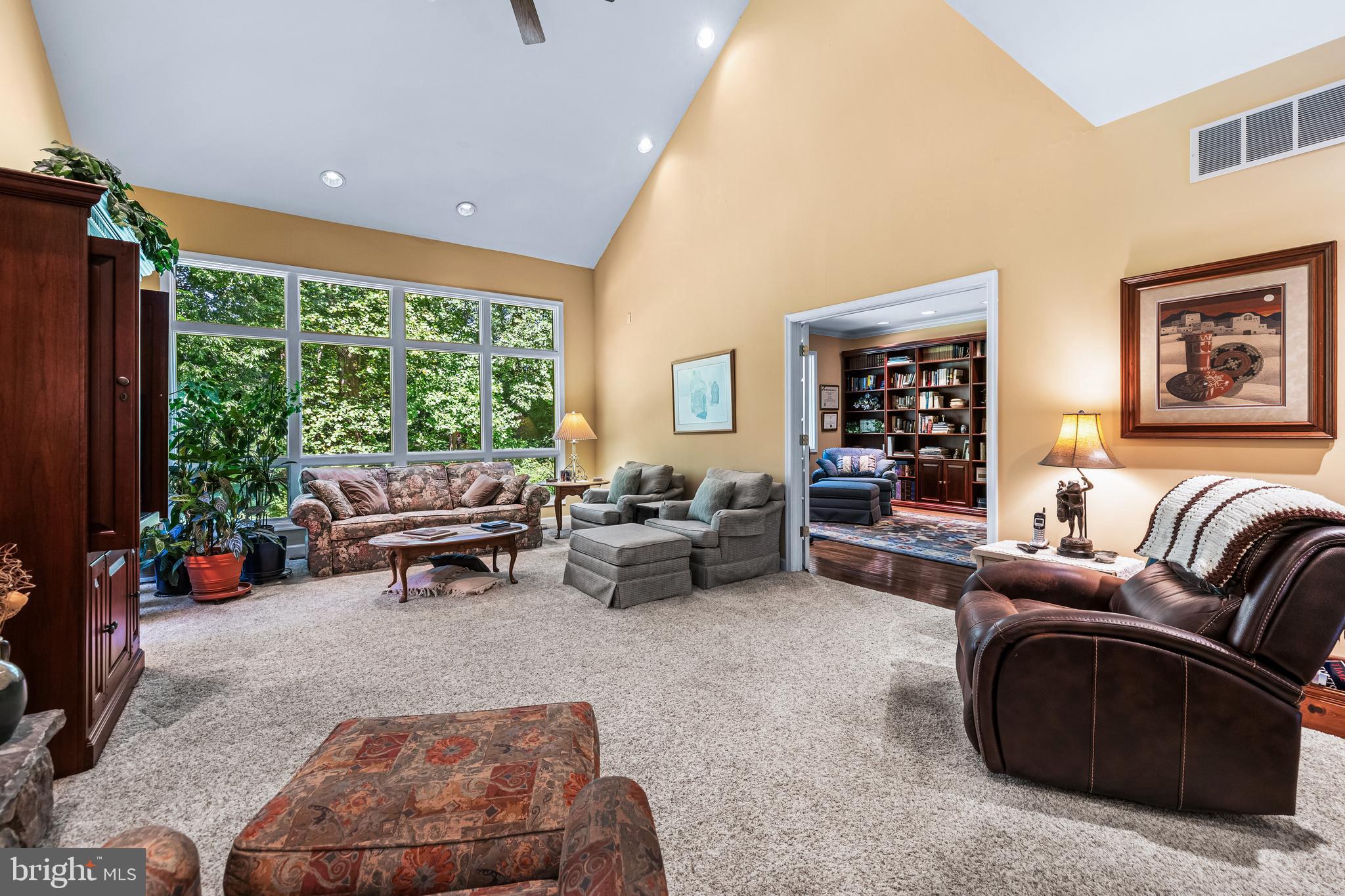 11822 Ivy Mill Road Reisterstown, MD 21136 - Photo 7 of 72 Family Room ,office to your right