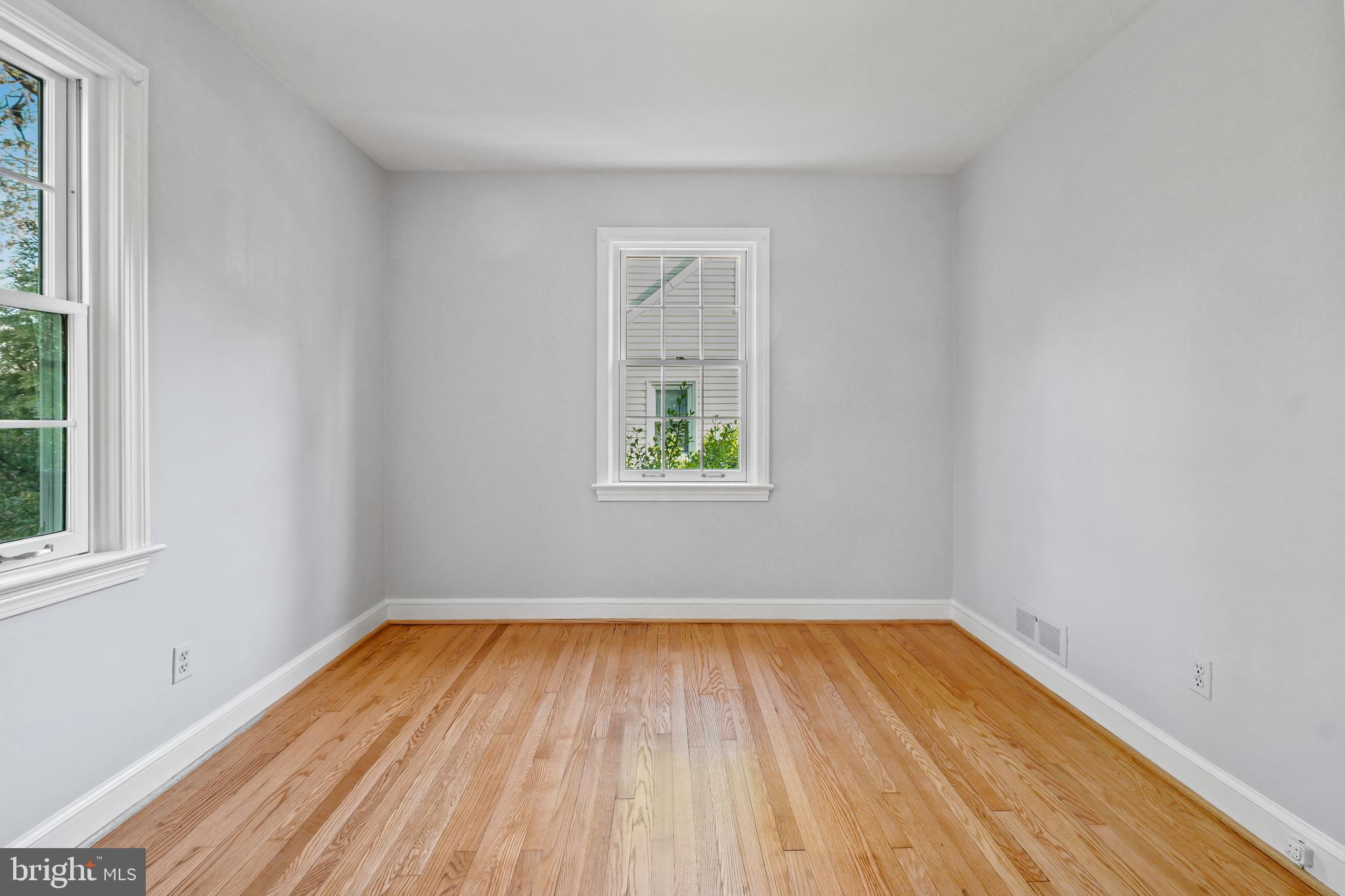 10210 Procter Street Silver Spring, MD 20901 - Photo 11 of 42
