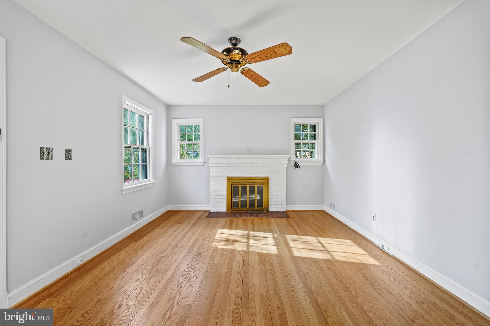 10210 Procter Street Silver Spring, MD 20901 - Photo 7 of 42