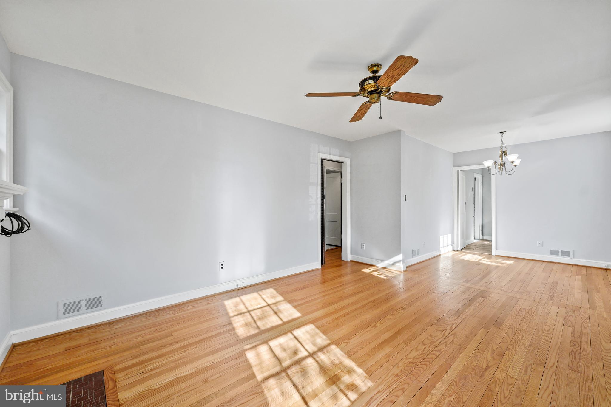 10210 Procter Street Silver Spring, MD 20901 - Photo 9 of 42