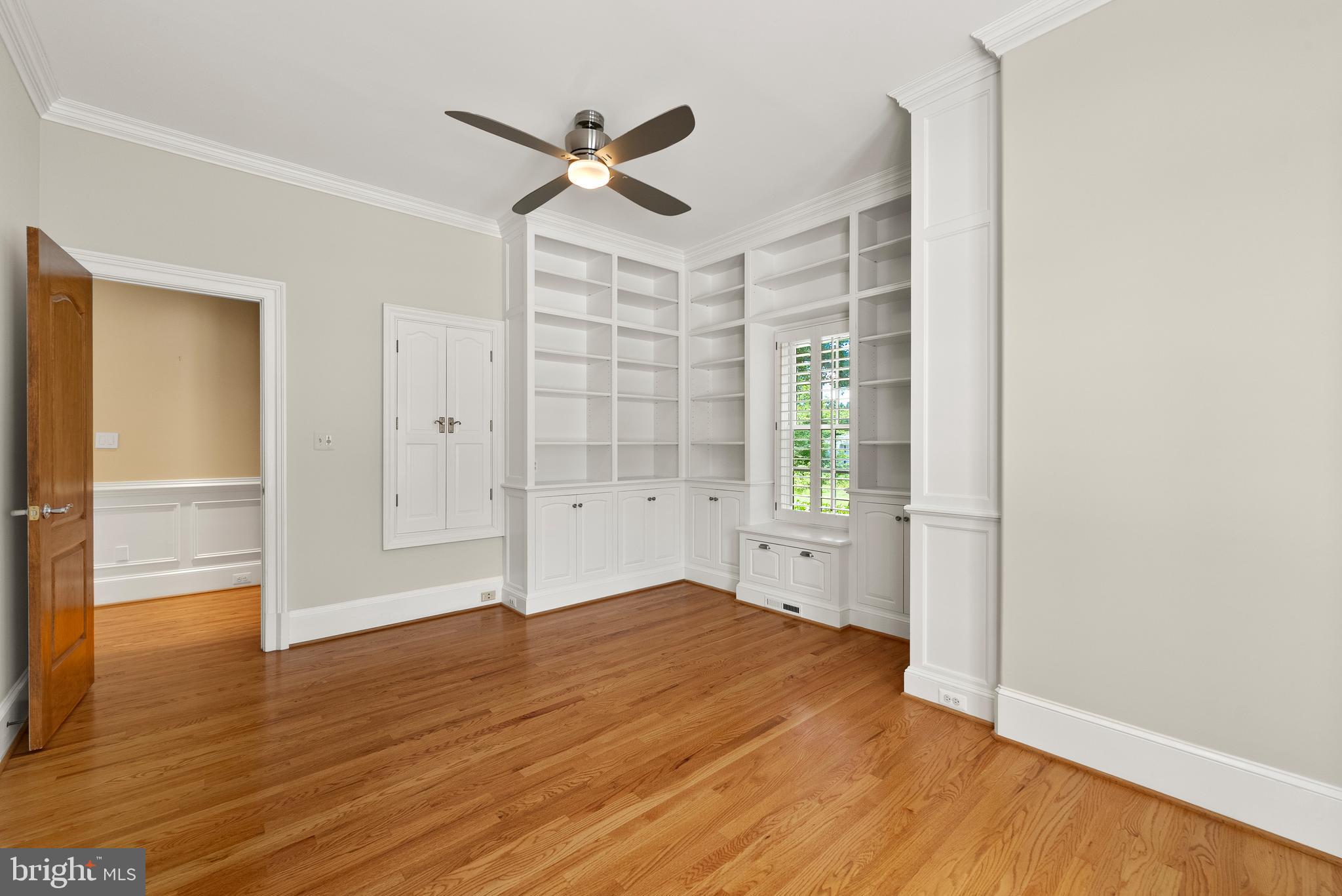 532 Springvale Road Great Falls, VA 22066 - Photo 15 of 98