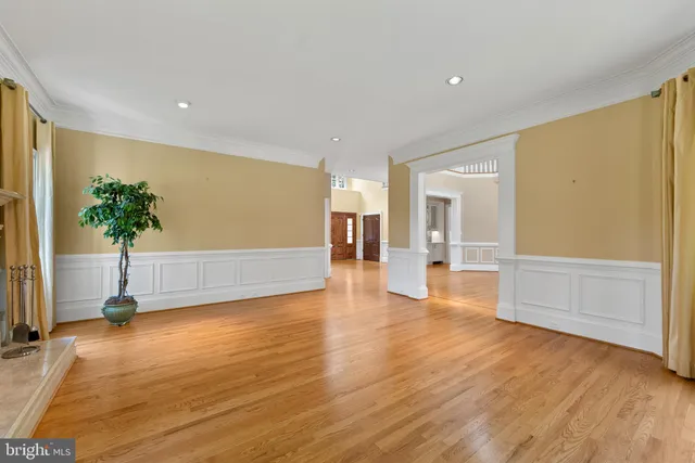 $15,000 | 532 Springvale Road, Great Falls, VA 22066