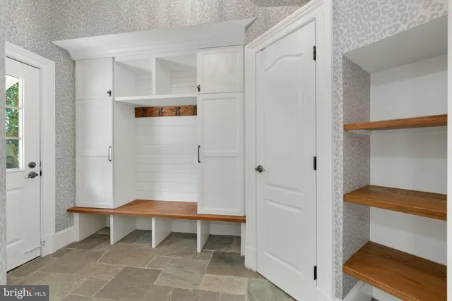 $15,000 | 532 Springvale Road, Great Falls, VA 22066