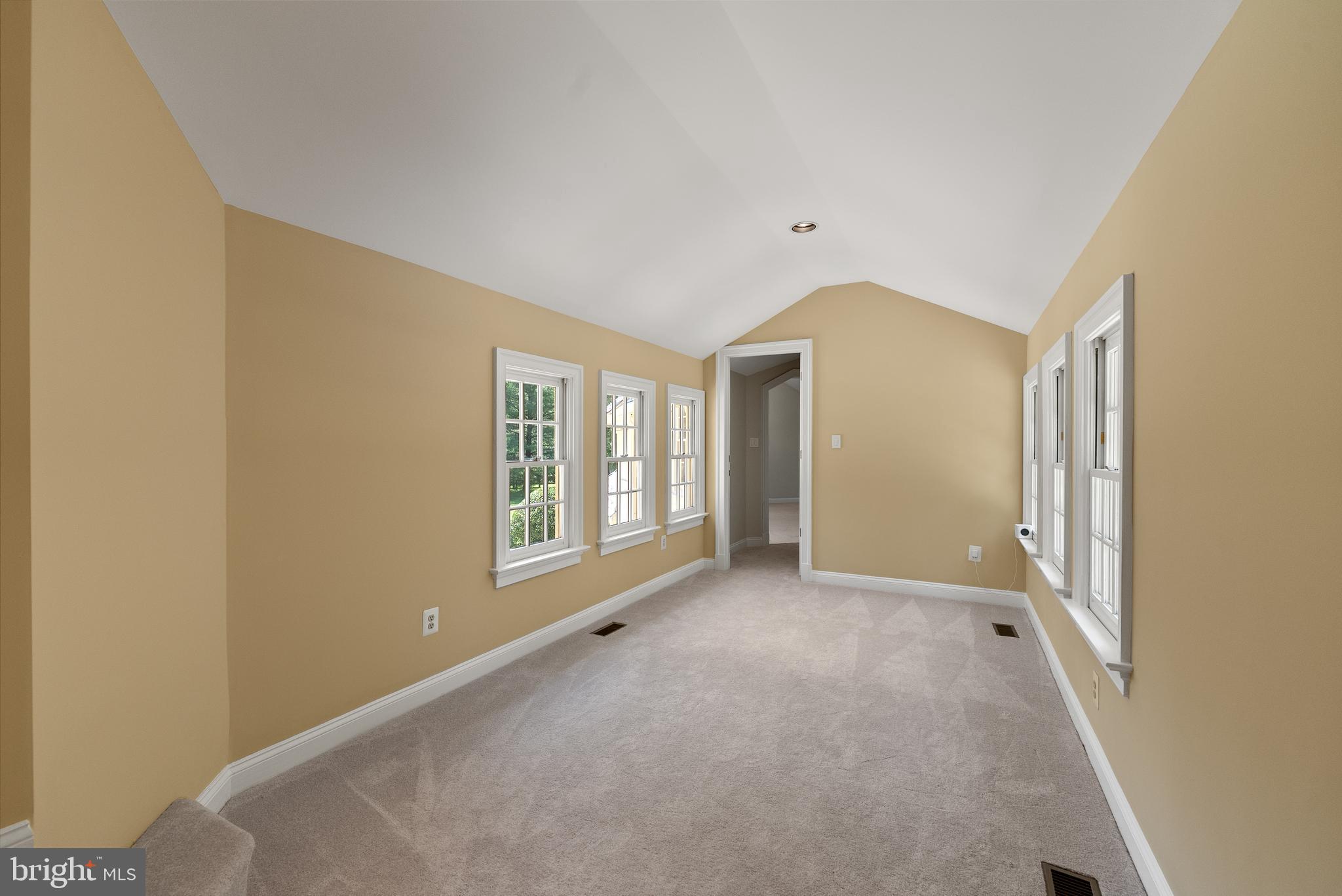 532 Springvale Road Great Falls, VA 22066 - Photo 35 of 98