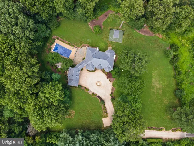 $15,000 | 532 Springvale Road, Great Falls, VA 22066