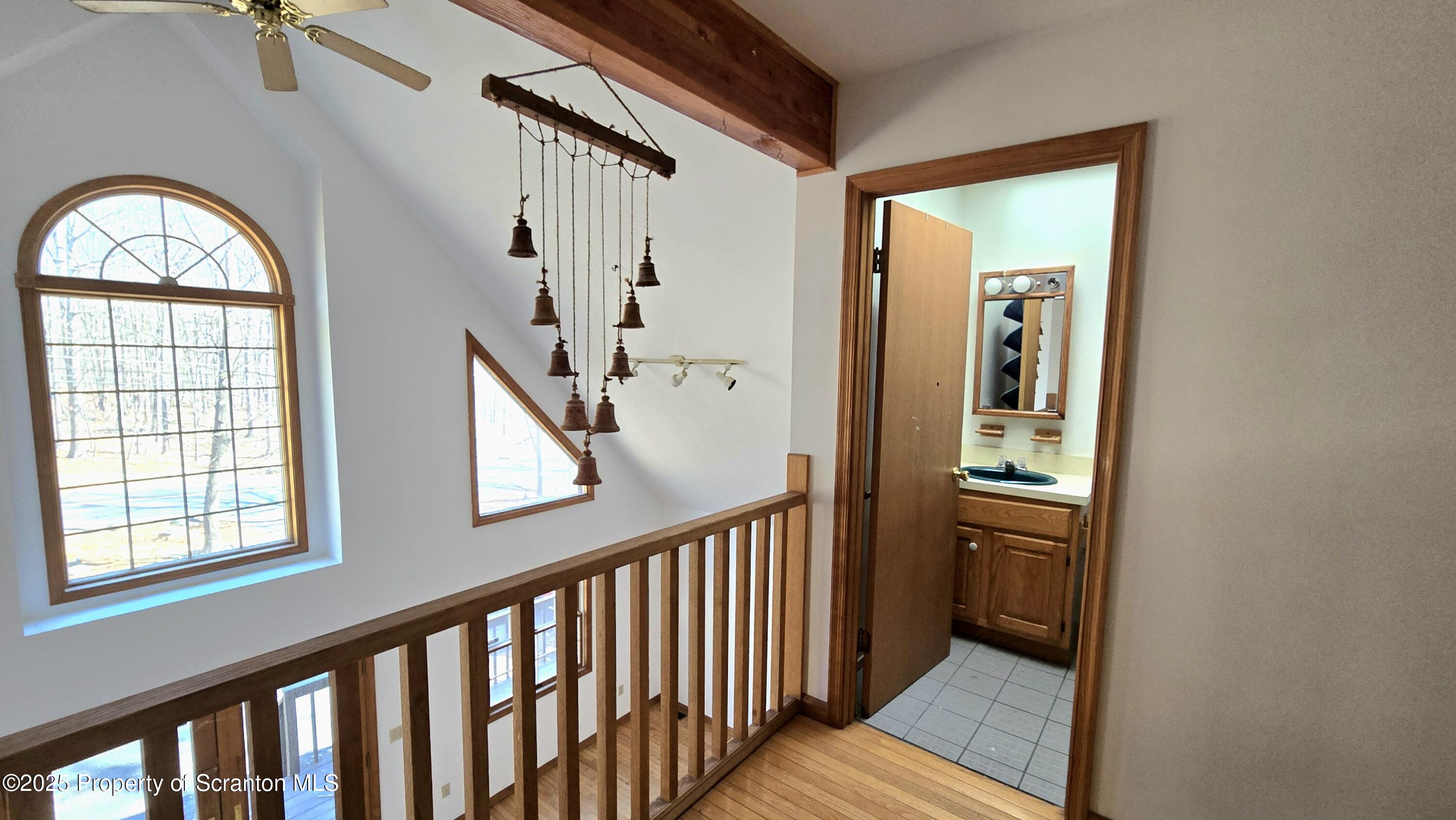 365 Gold Finch Road Bushkill, PA 18324 - Photo 22 of 38 20250310_115641