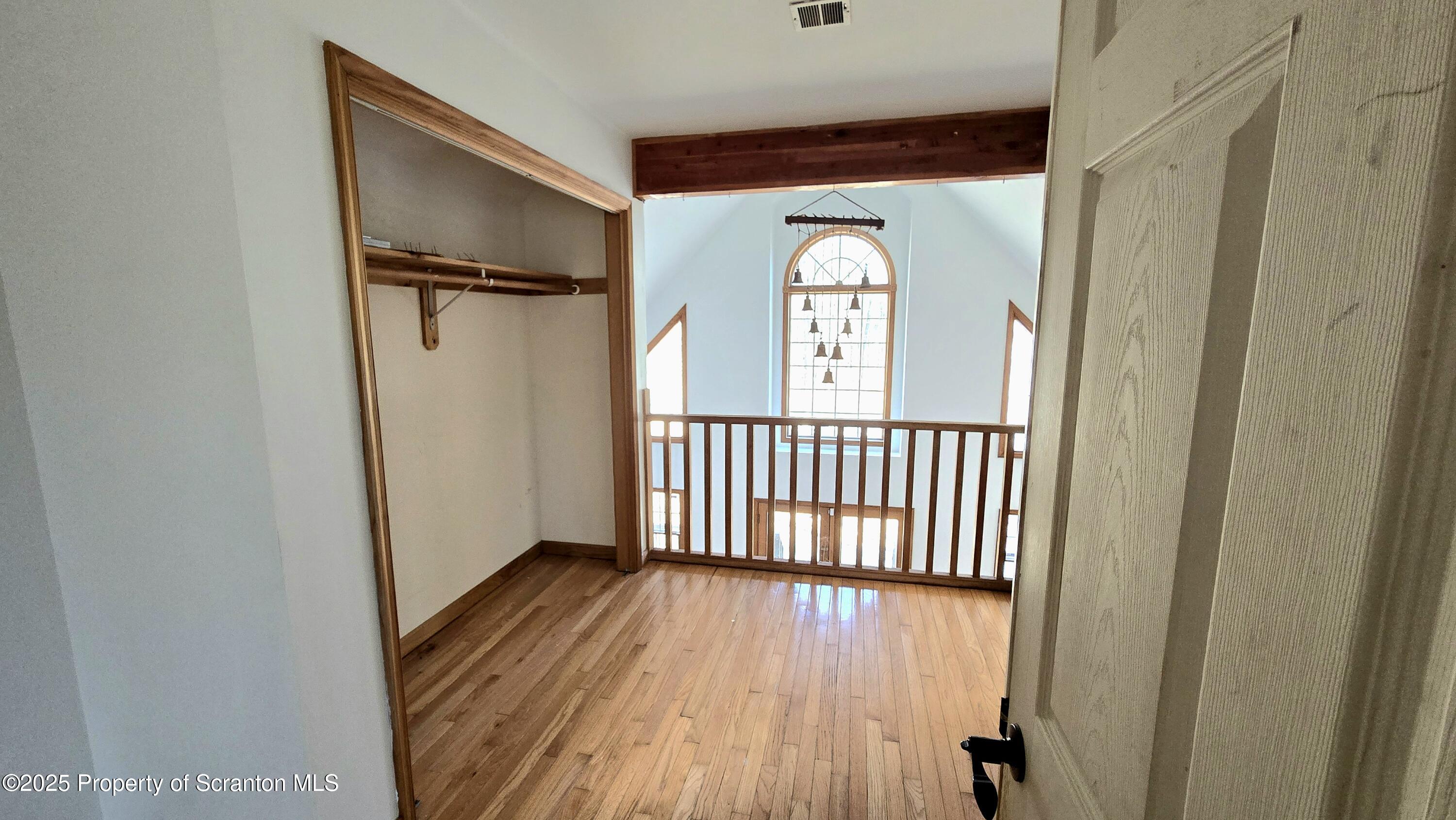 365 Gold Finch Road Bushkill, PA 18324 - Photo 23 of 38 20250310_115713