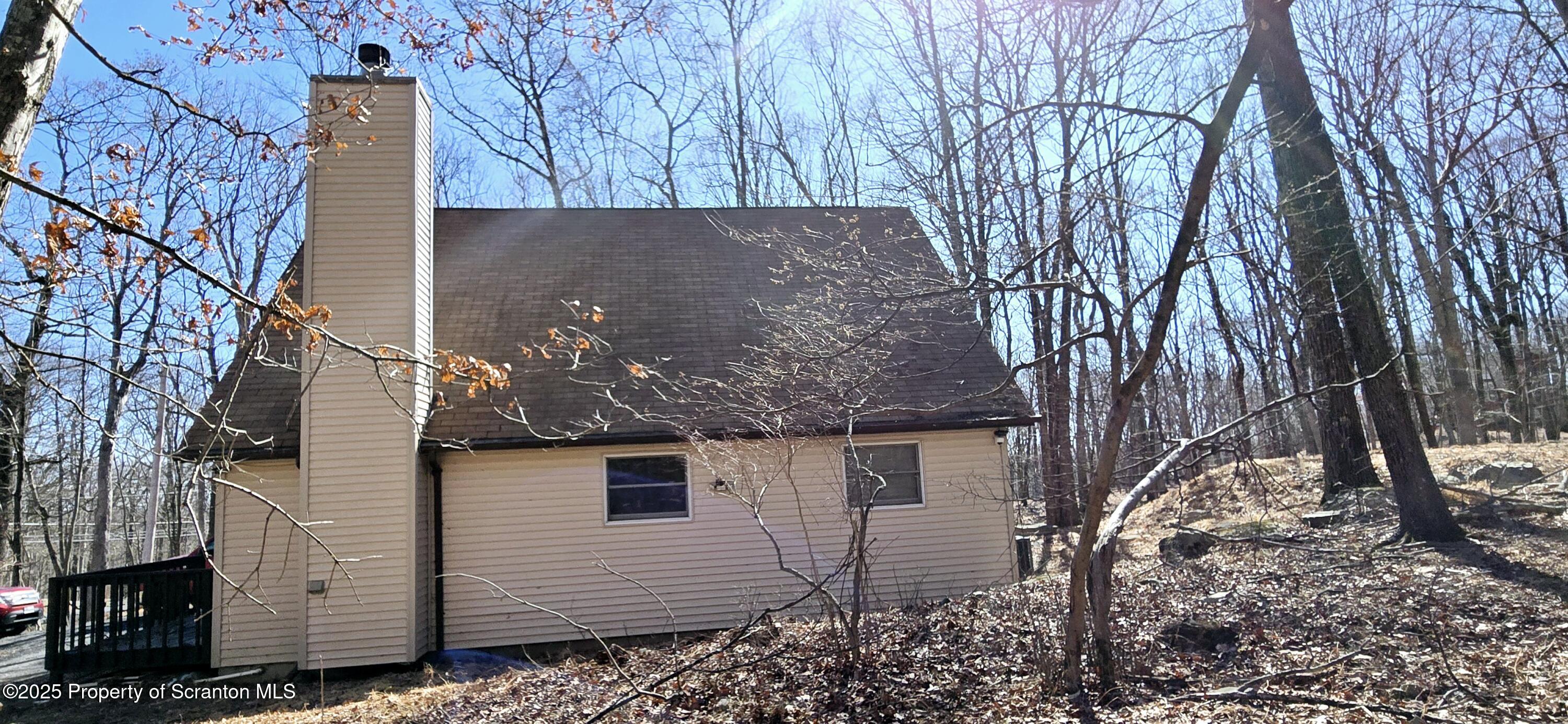 365 Gold Finch Road Bushkill, PA 18324 - Photo 38 of 38 20250310_114103