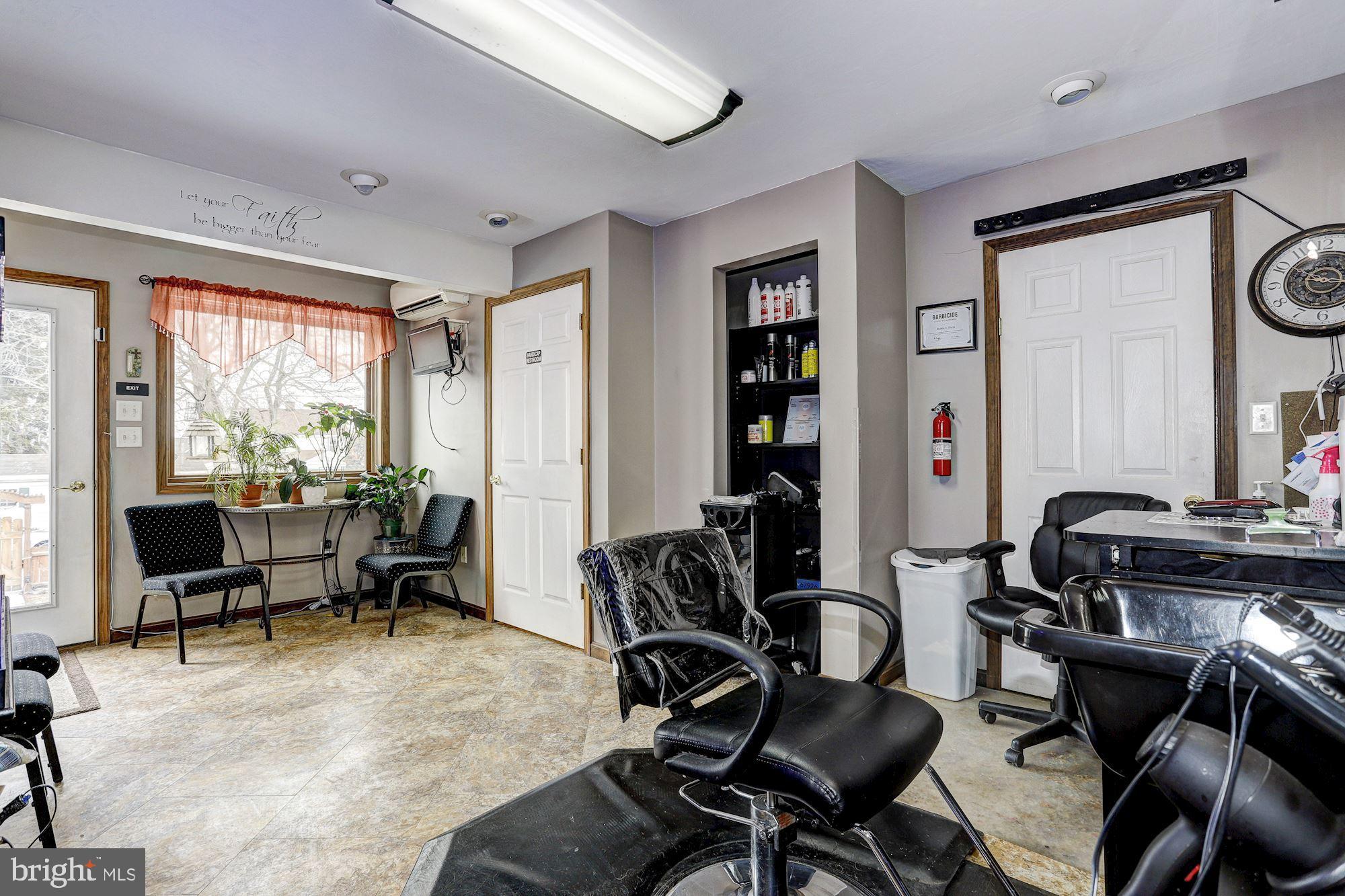 508 Locust Street Hanover, PA 17331 - Photo 14 of 28 Salon Addition