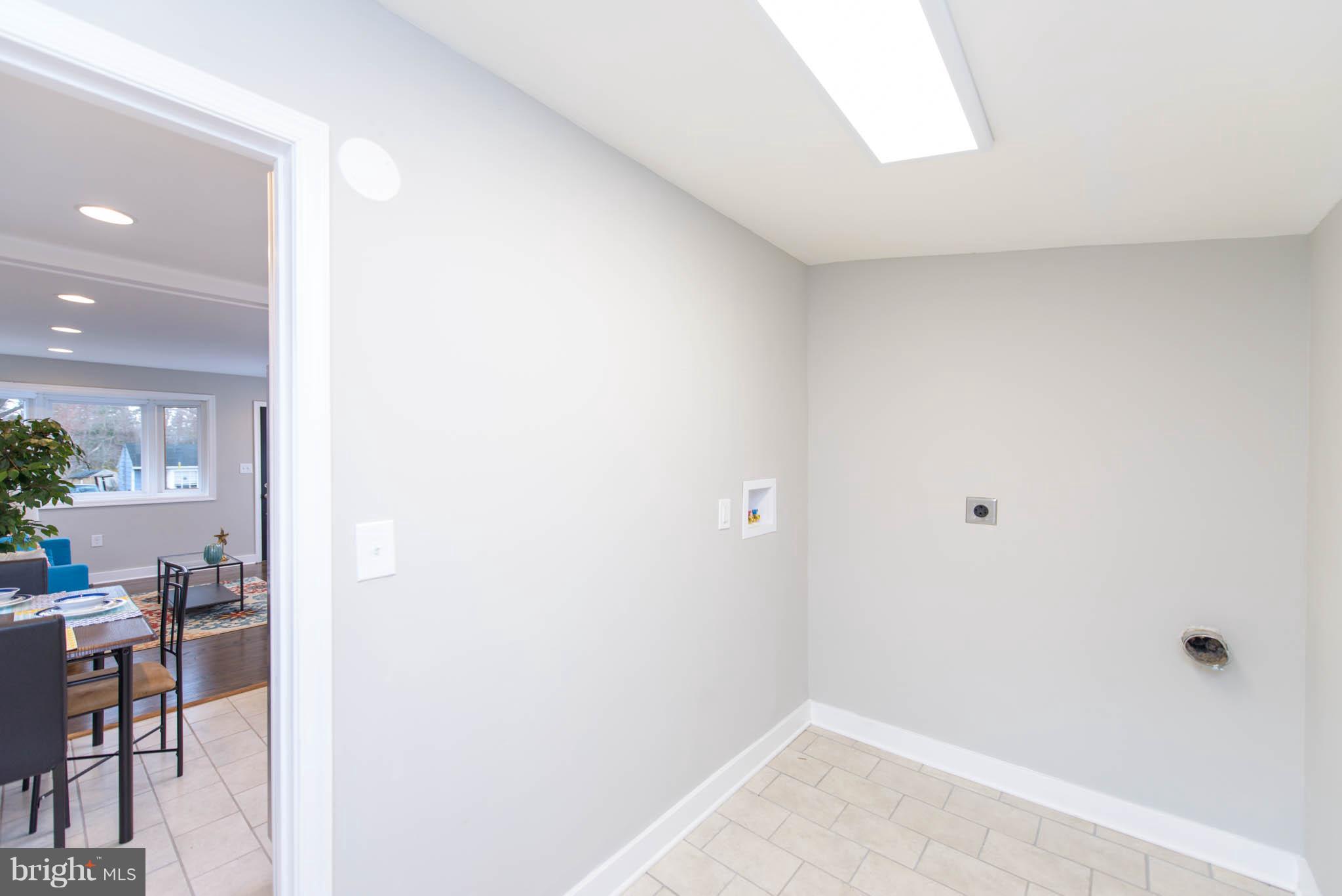 37 Ritters Lane Owings Mills, MD 21117 - Photo 11 of 30 Interior (General)