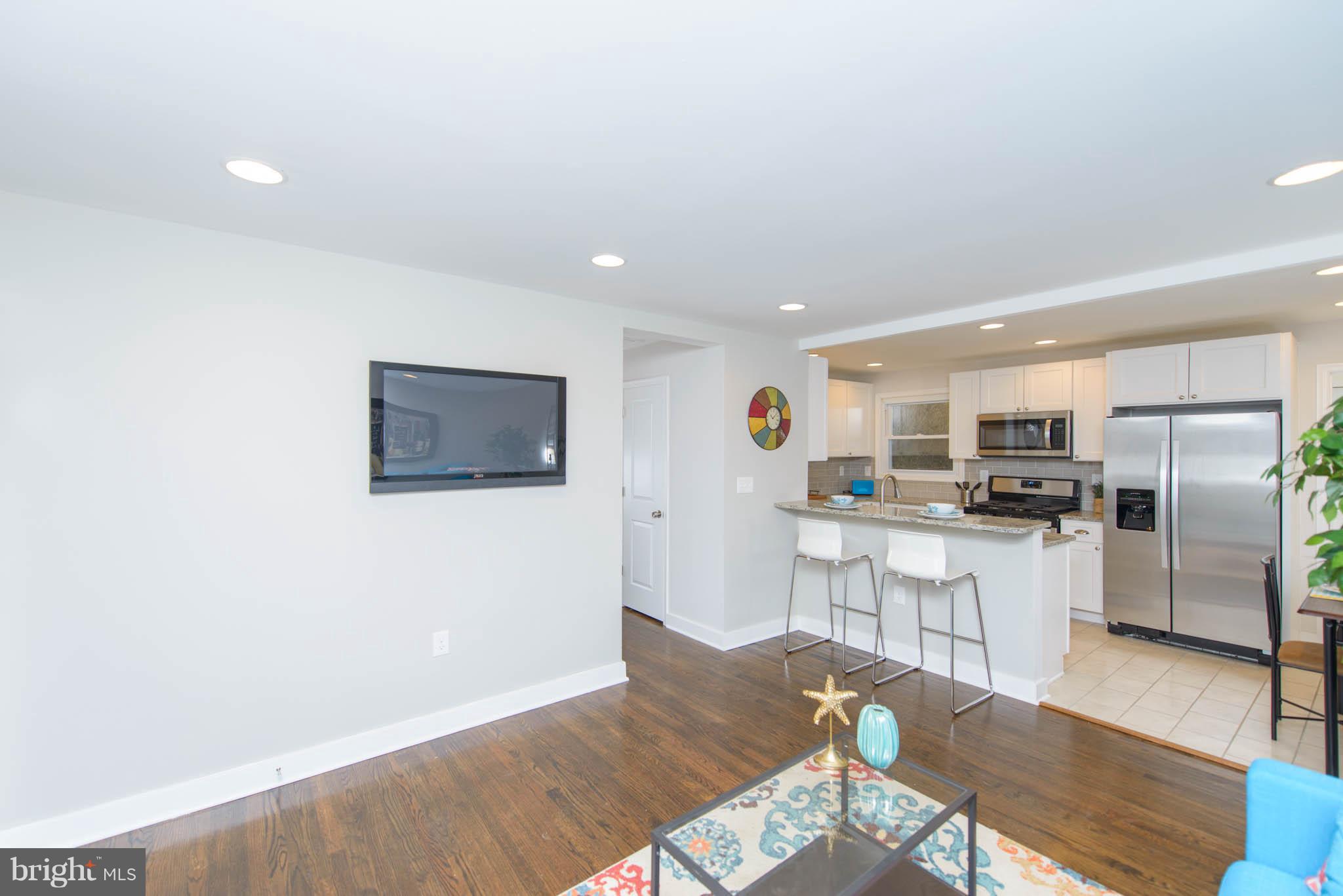 37 Ritters Lane Owings Mills, MD 21117 - Photo 5 of 30 Interior (General)