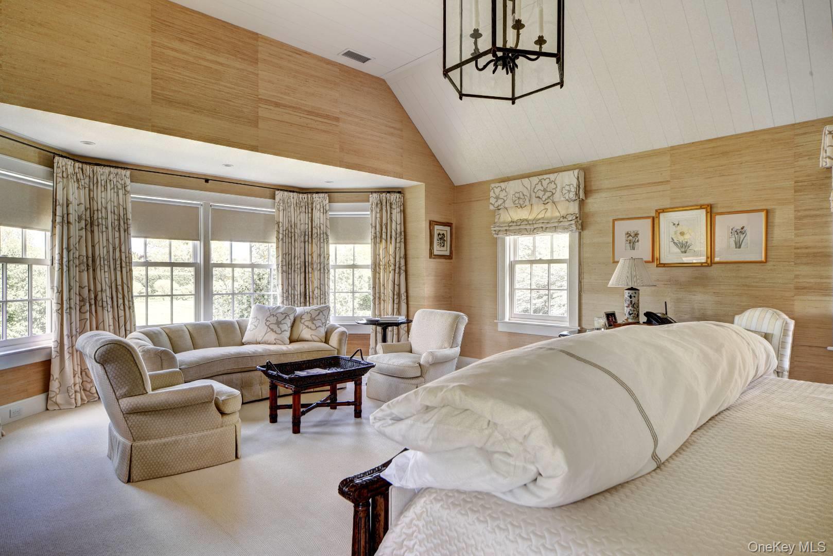10 Jones Road East Hampton, NY 11937 - Photo 14 of 41