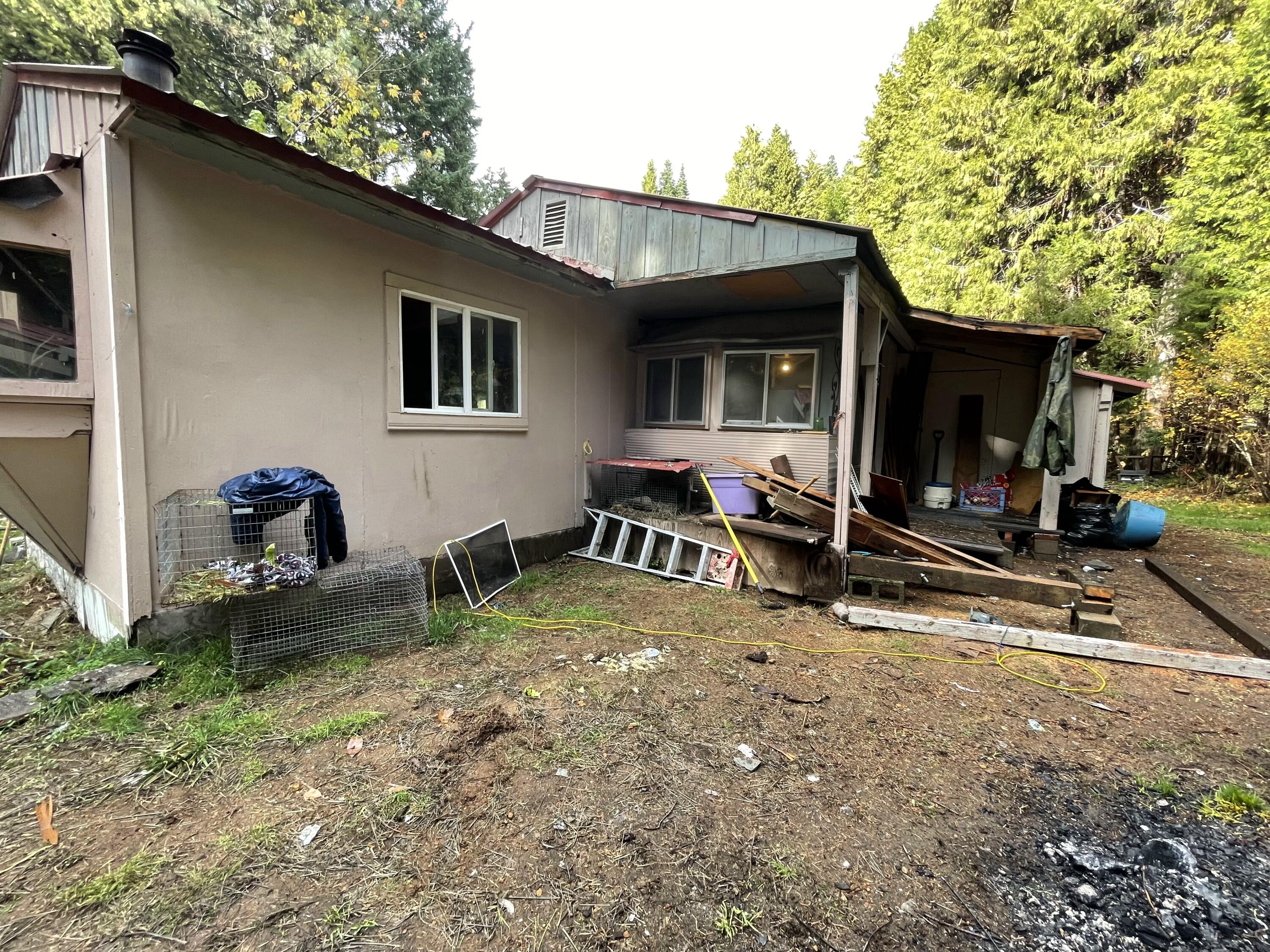 352 Red Blanket Road Prospect, OR 97536 - Photo 8 of 21 main home