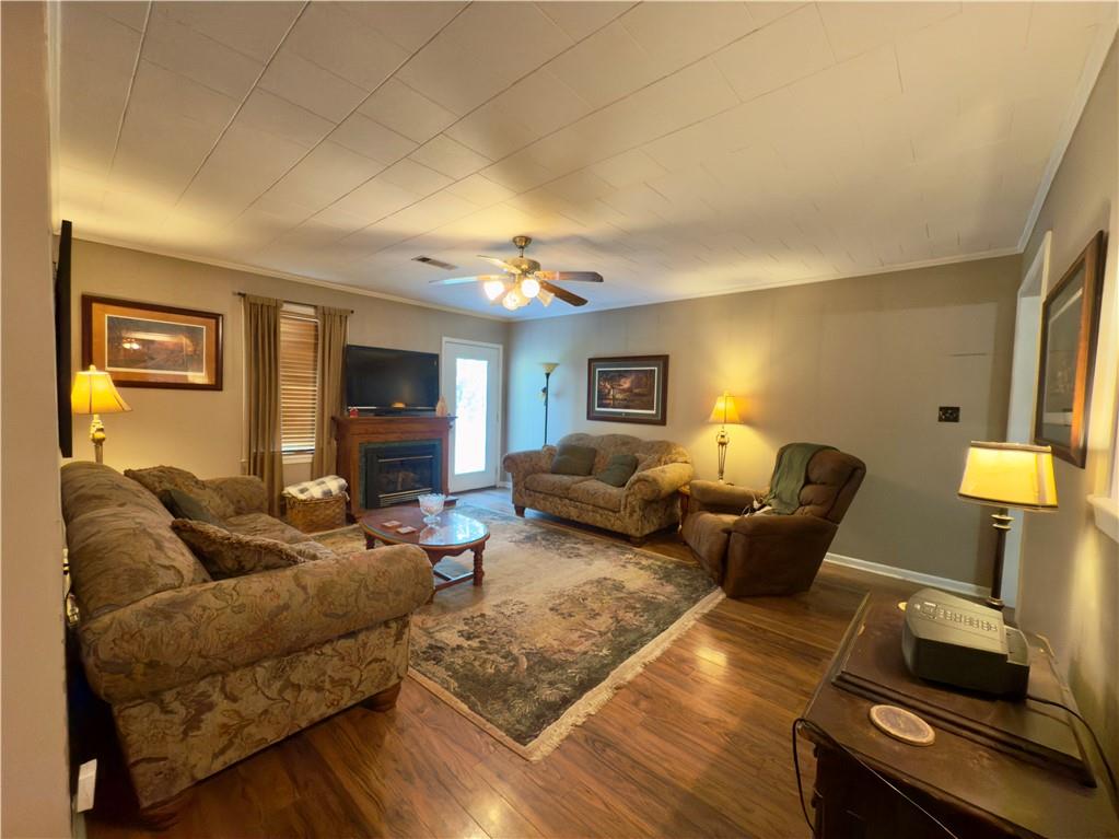 727 Browntown Road Jena, LA 71342 - Photo 3 of 34