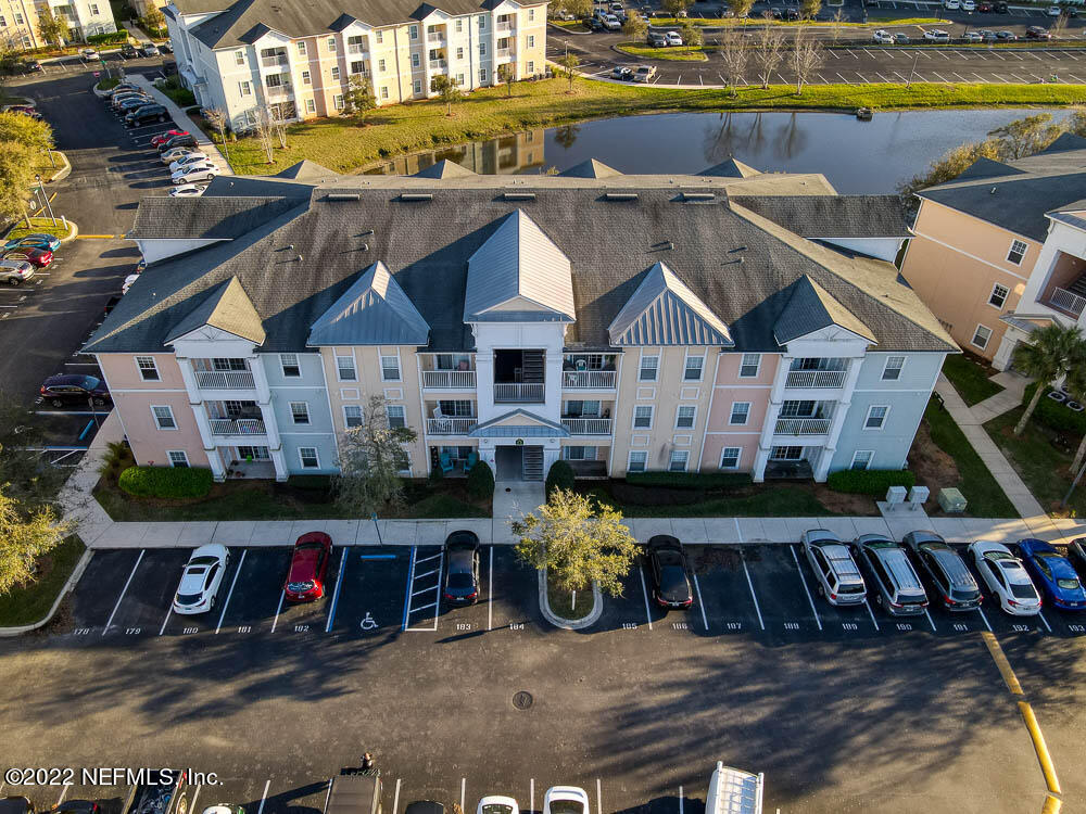 8226 Green Parrot Road, Unit 105 Jacksonville, FL 32256 - Photo 12 of 17 Exterior Overhead 1