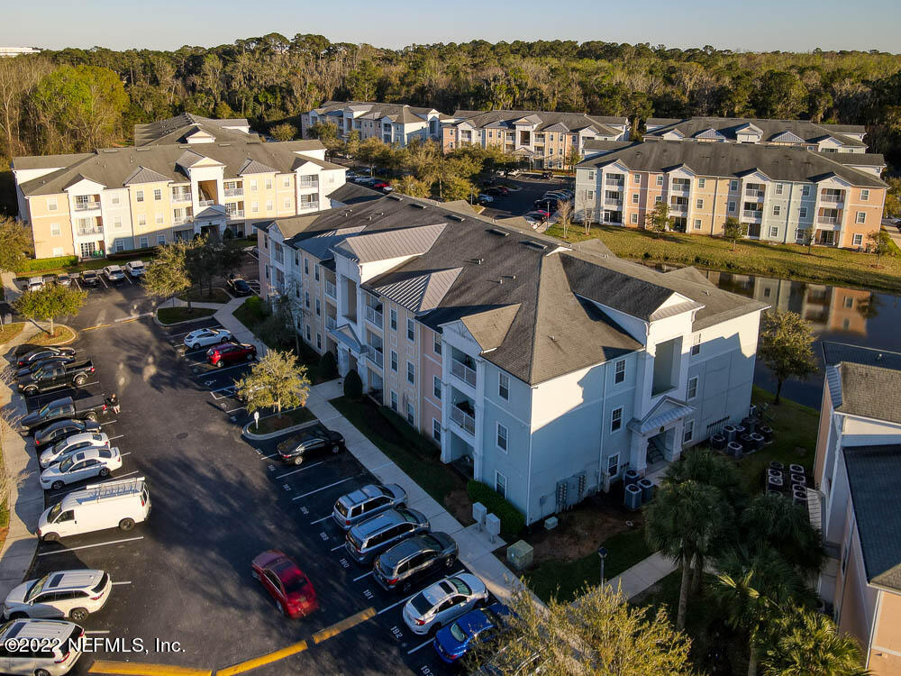 8226 Green Parrot Road, Unit 105 Jacksonville, FL 32256 - Photo 13 of 17 Exterior Overhead 2