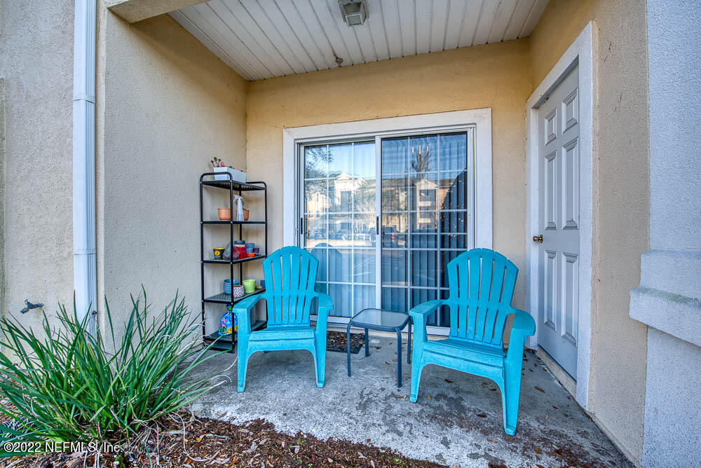 8226 Green Parrot Road, Unit 105 Jacksonville, FL 32256 - Photo 17 of 17 Unit Patio