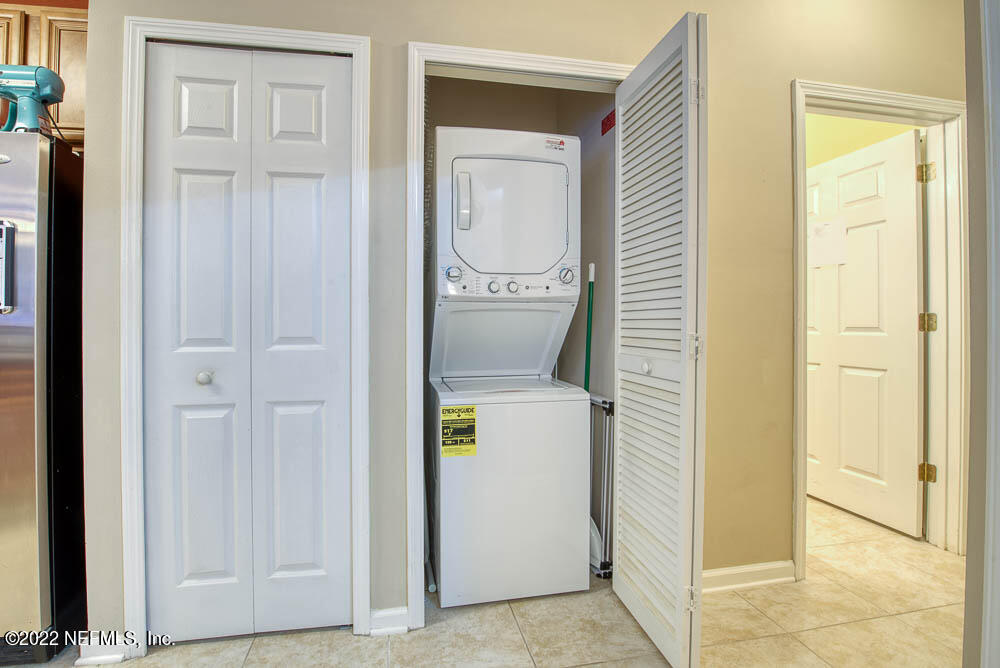 8226 Green Parrot Road, Unit 105 Jacksonville, FL 32256 - Photo 10 of 17 Laundry