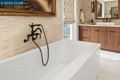 $3,195,000 | 415 Vendeen Court, Danville, CA 94506