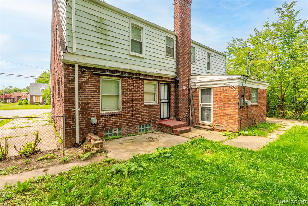 12710 Kelly Road Detroit, MI 48224 - Photo 4 of 23