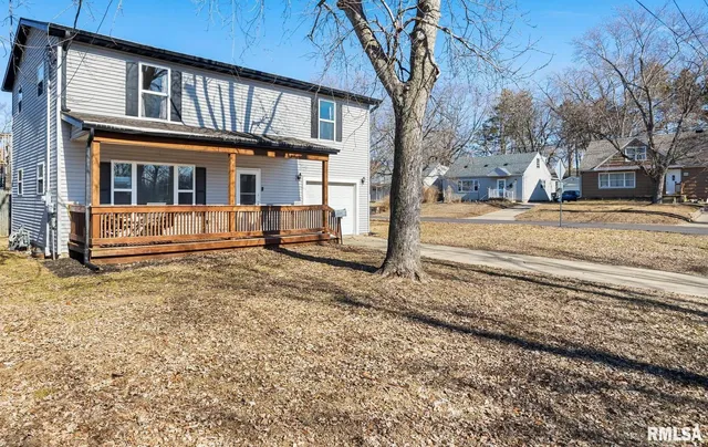 $179,900 | 1311 Lawndale Avenue, Pekin, IL 61554