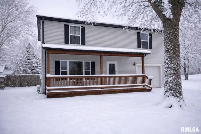 $179,900 | 1311 Lawndale Avenue, Pekin, IL 61554