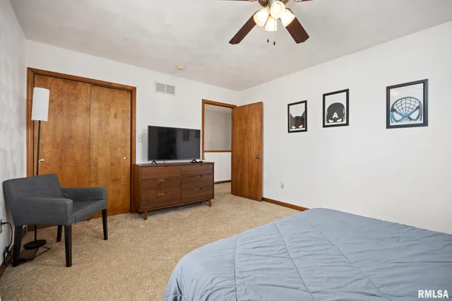 $179,900 | 1311 Lawndale Avenue, Pekin, IL 61554