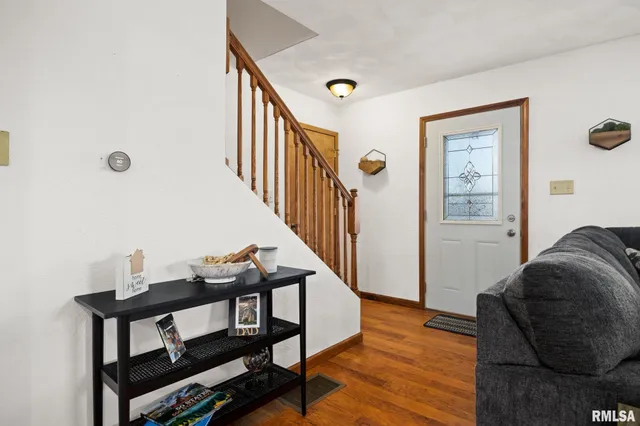 $179,900 | 1311 Lawndale Avenue, Pekin, IL 61554